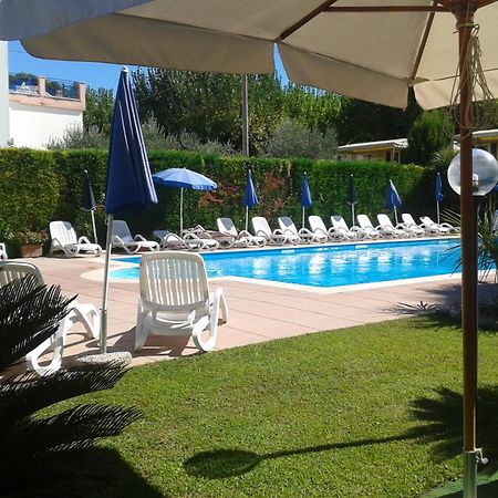 פסקיארה דל גארדה Hotel Fornaci מראה חיצוני תמונה
