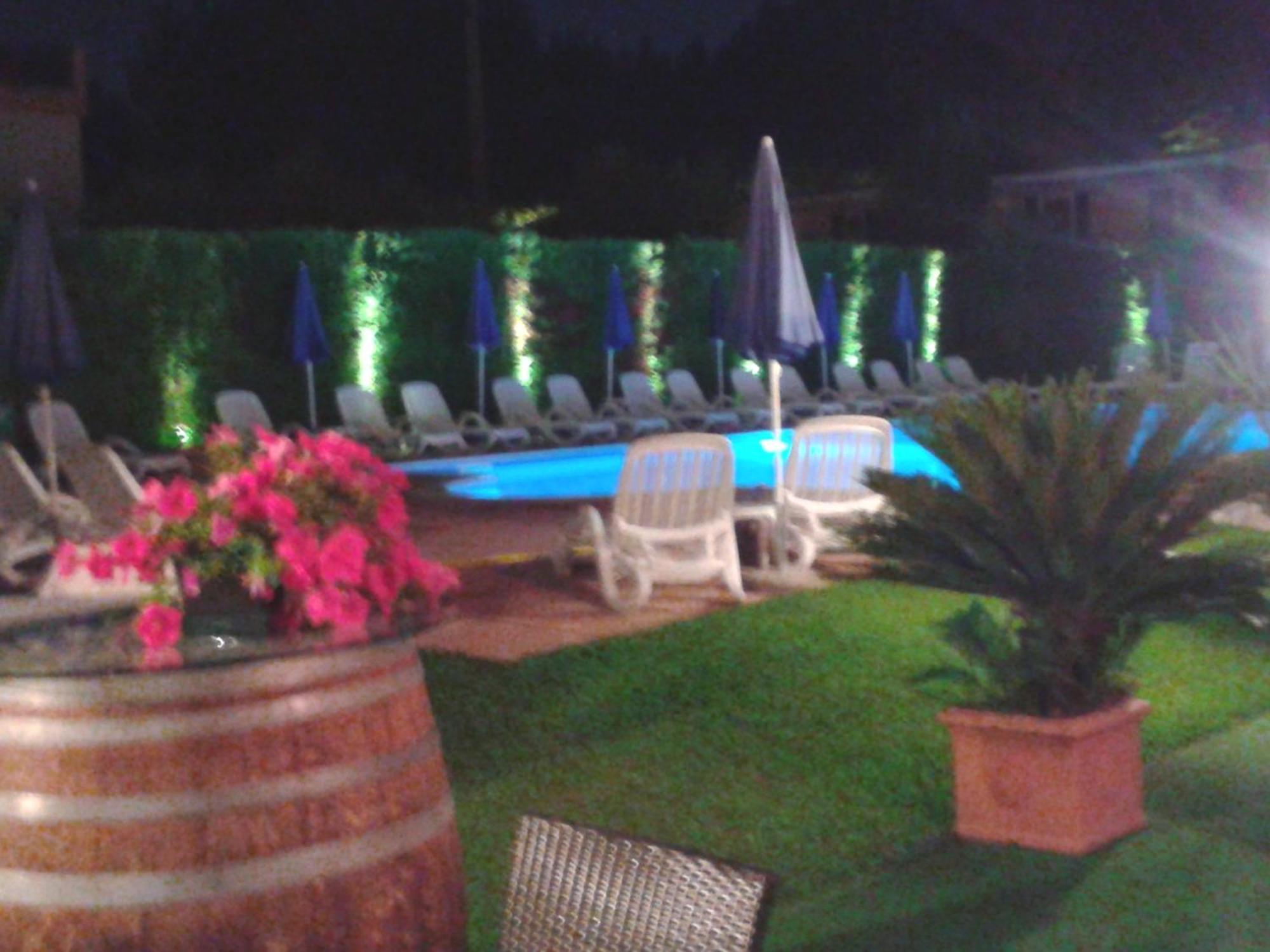 פסקיארה דל גארדה Hotel Fornaci מראה חיצוני תמונה
