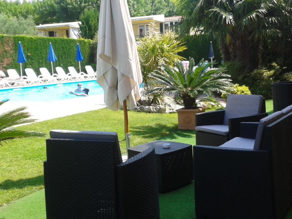 פסקיארה דל גארדה Hotel Fornaci מראה חיצוני תמונה